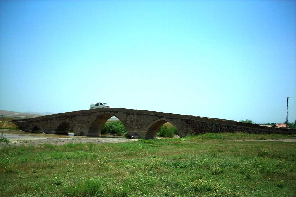 Tuzla K&ouml;pr&uuml;s&uuml;